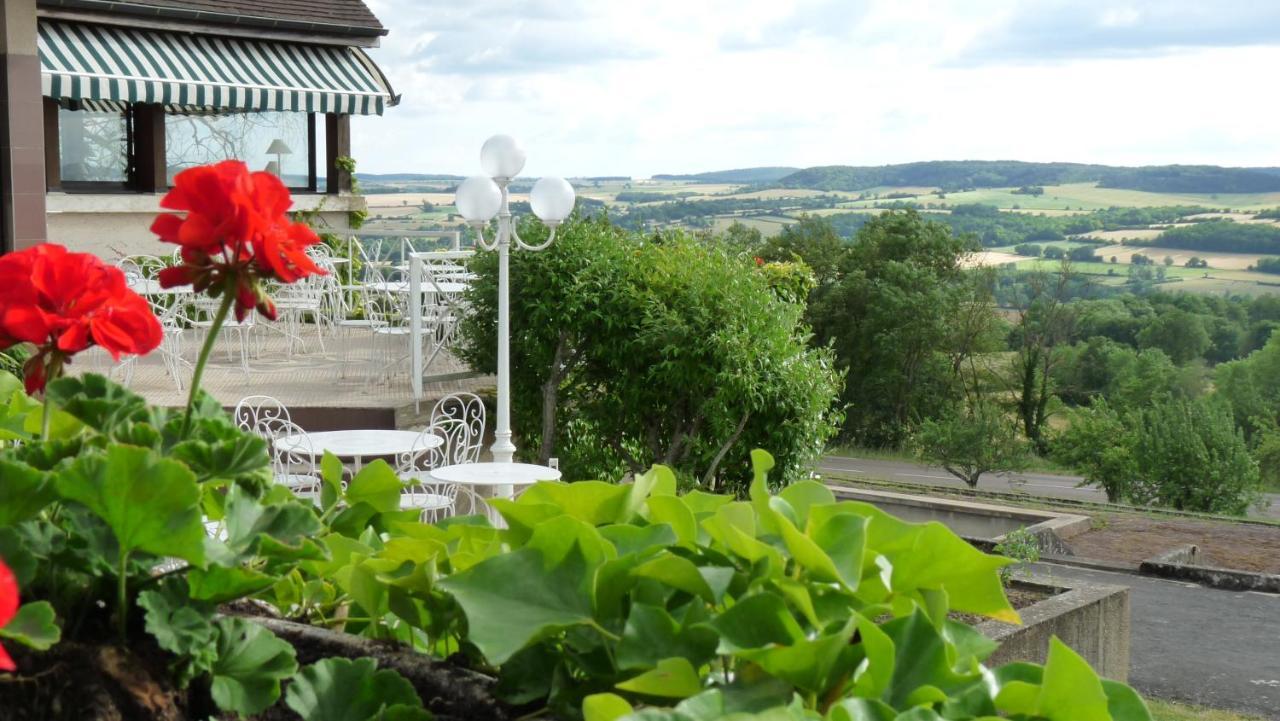 Crispol Hotel Saint-Père Екстериор снимка