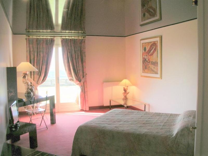 Crispol Hotel Saint-Père Екстериор снимка